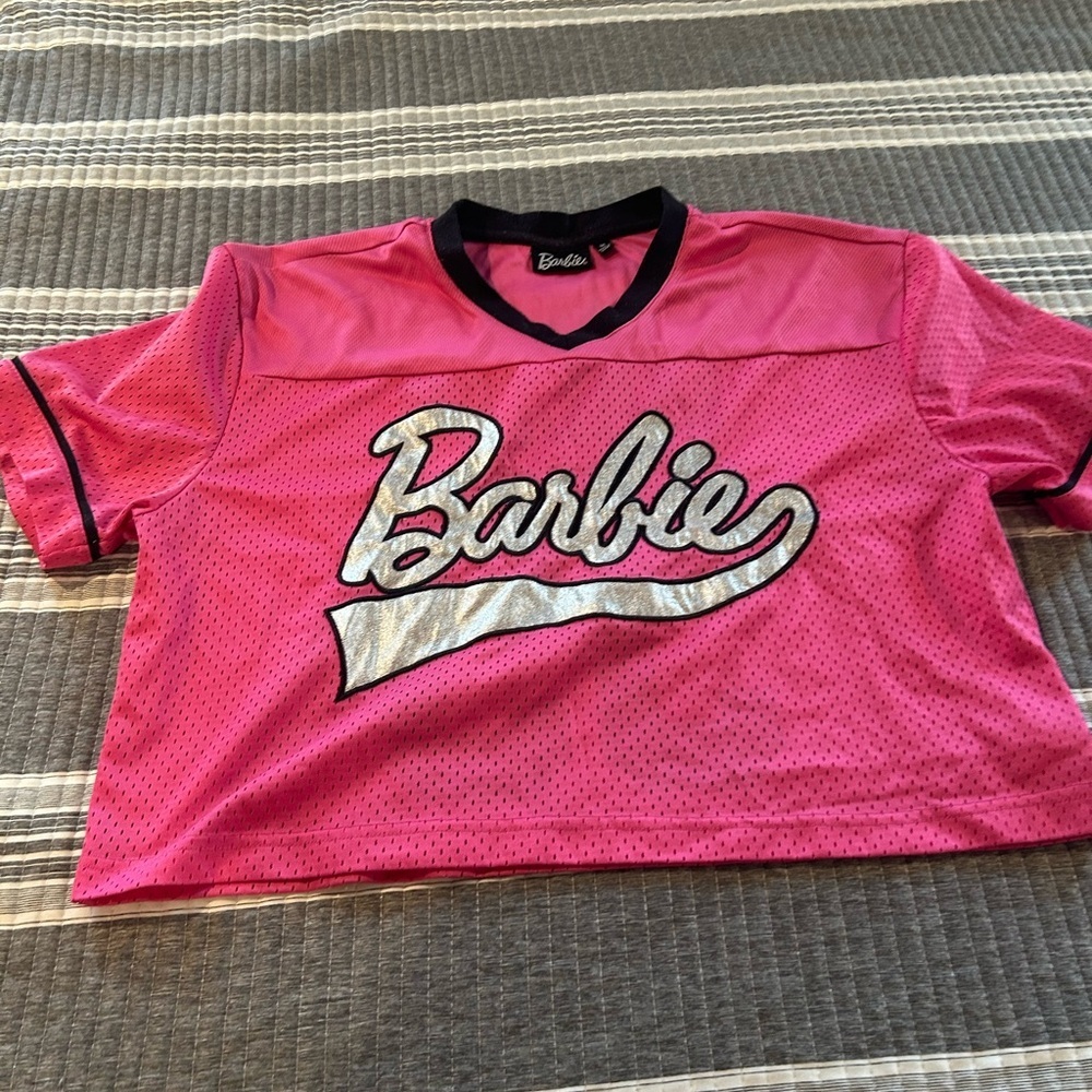 Barbie Pink and Black Womens Medium Mesh Jersey